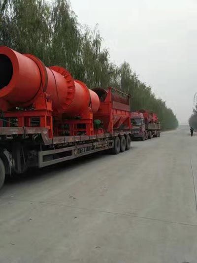 有機肥設(shè)備發(fā)貨現(xiàn)場圖2