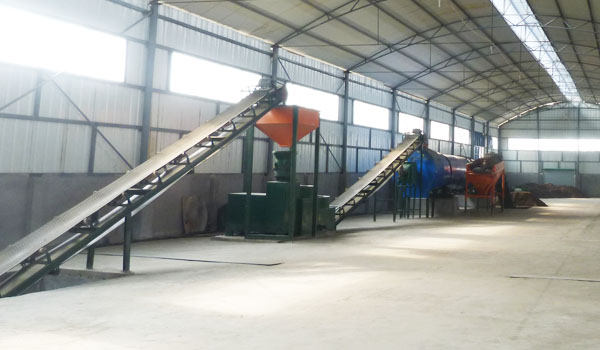 年產(chǎn)量5000噸豬糞有機(jī)肥生產(chǎn)線設(shè)備多少錢(qián)？