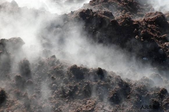 有機(jī)肥發(fā)酵到什么程度算腐熟，評(píng)判的標(biāo)準(zhǔn)又是什么呢？