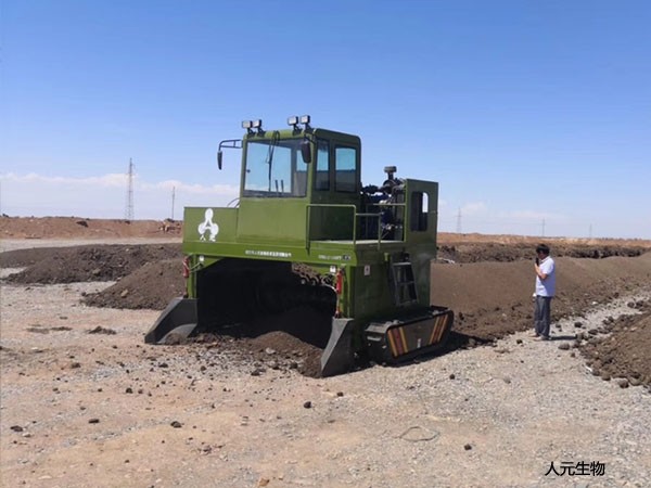 使用有機肥翻堆機過程中需要注意哪些事項？