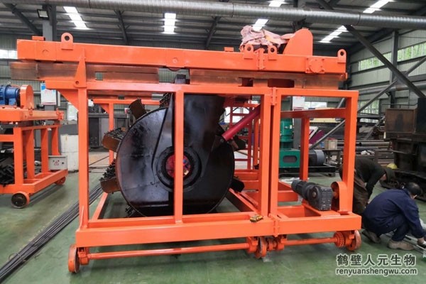 了解有機肥設(shè)備鏈板翻堆機